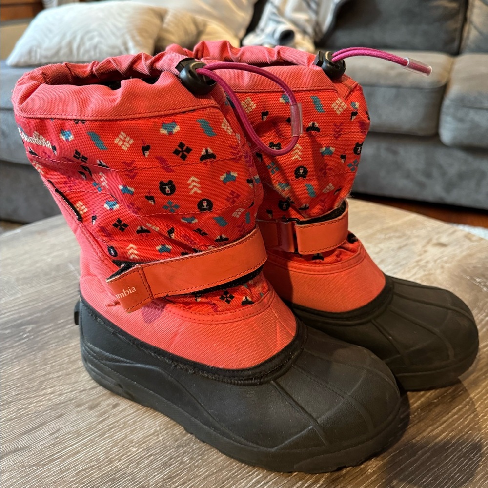 Gently used winter boots